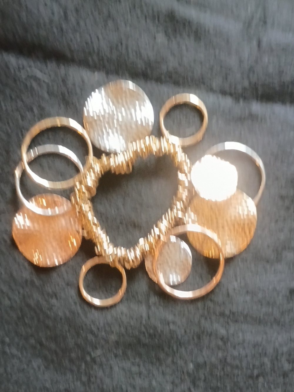 Hammered Disc & Ring Stretch Bracelet - Gold Tone